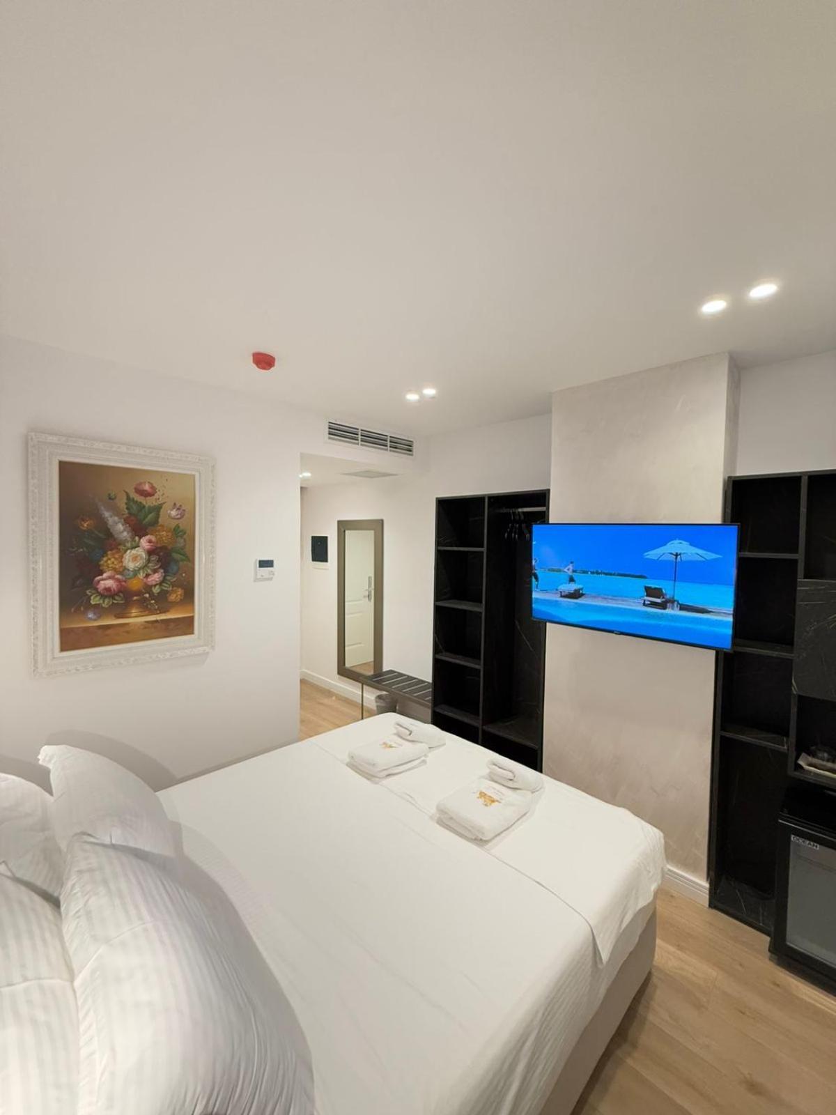 The Queen'S Lion Premium Hotel Sarande Exterior photo